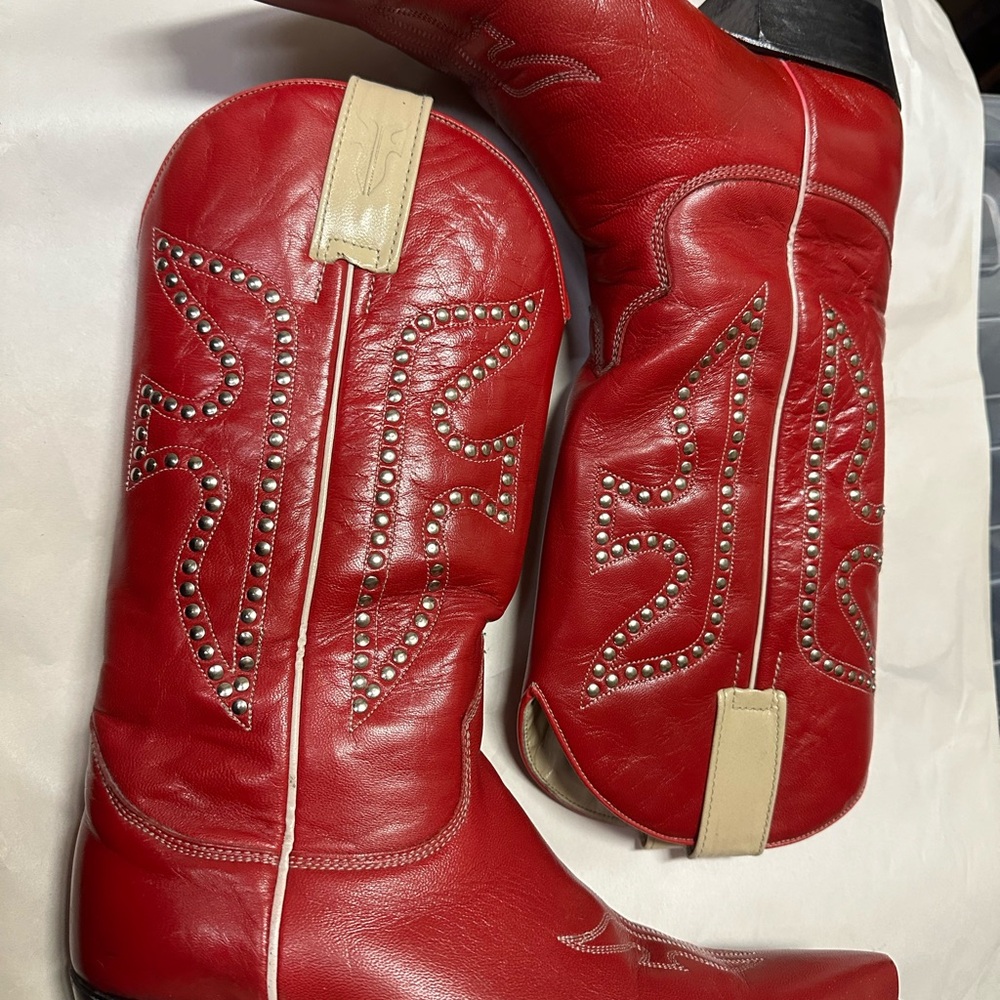 Frye cowgirl boots size 10.  True red with beige tan accent.  beauties!